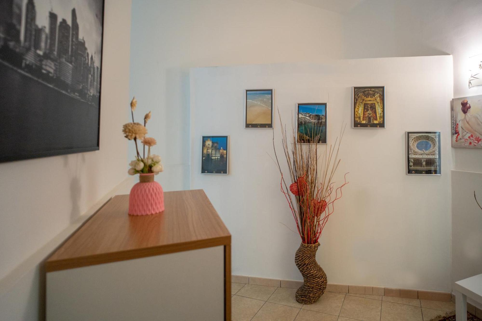 Bed and Breakfast Whitehouse Lecce Esterno foto