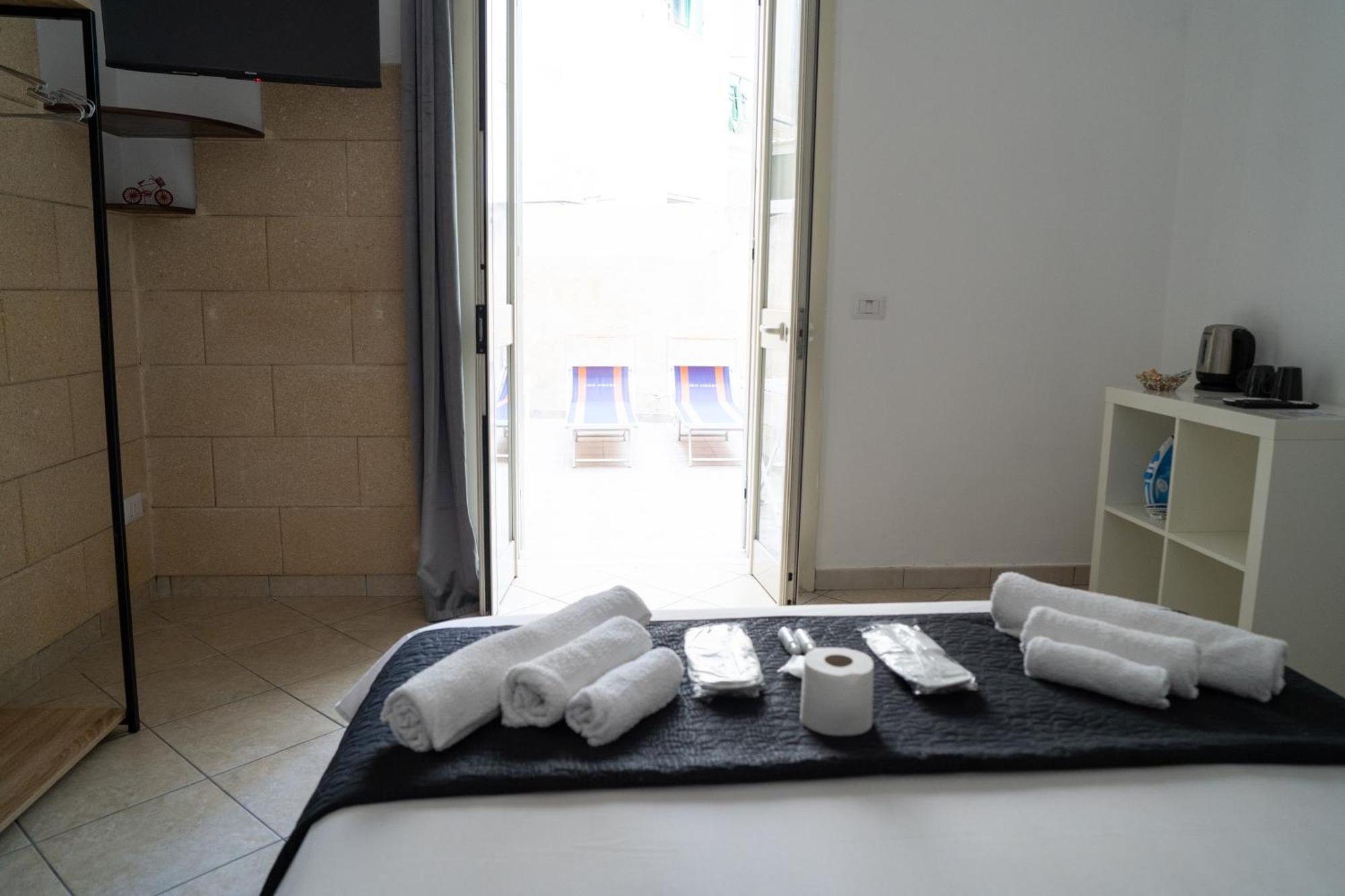 Bed and Breakfast Whitehouse Lecce Esterno foto