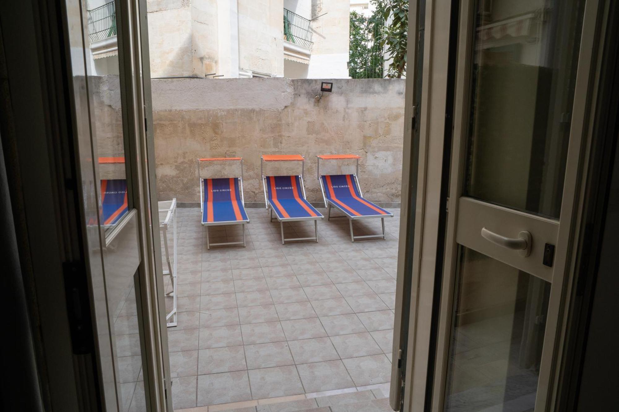 Bed and Breakfast Whitehouse Lecce Esterno foto