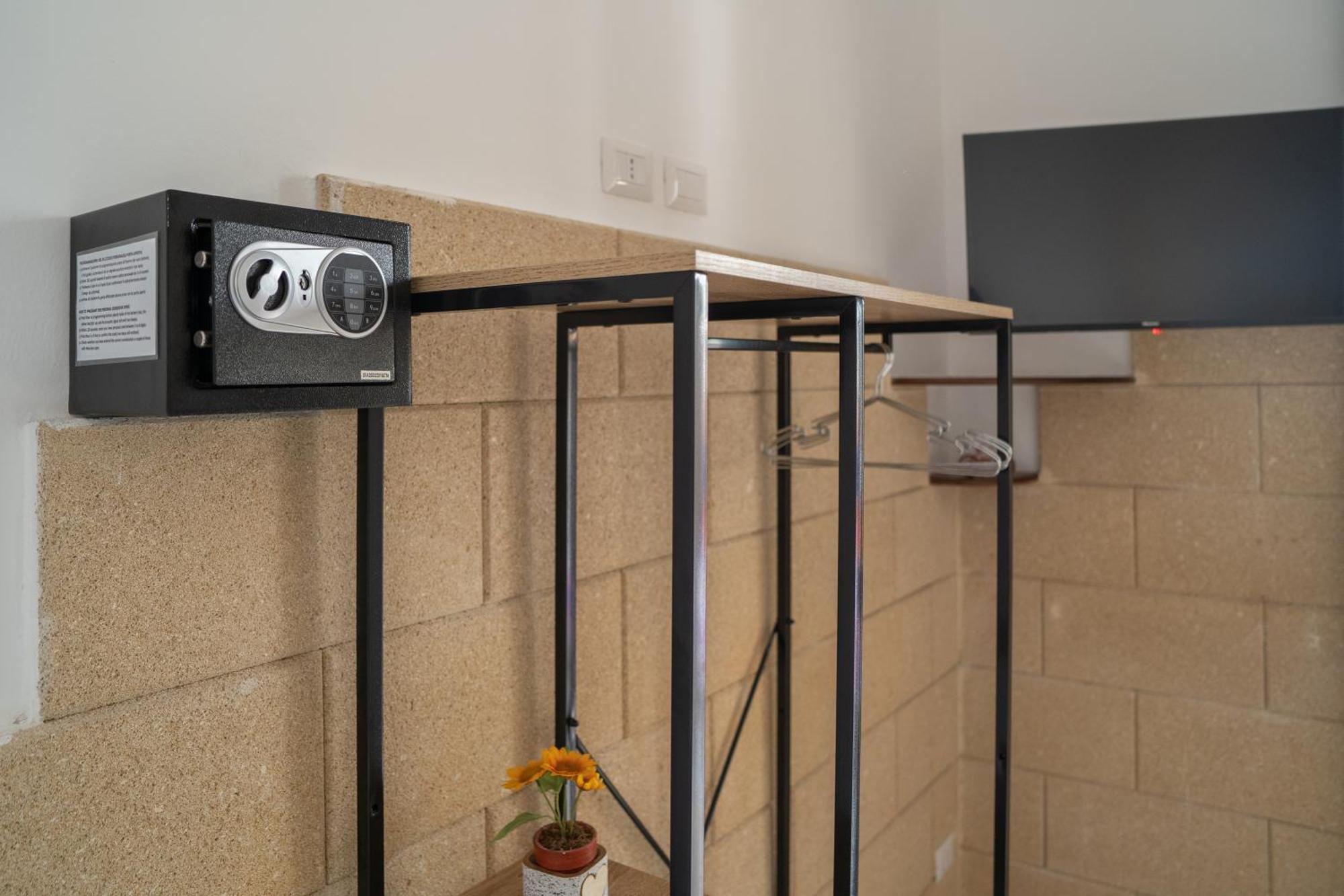 Bed and Breakfast Whitehouse Lecce Esterno foto